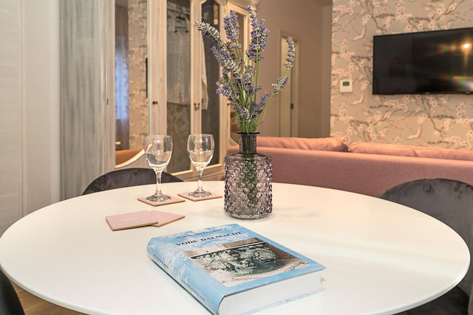 Studio Apartments Marcel Split Exteriér fotografie