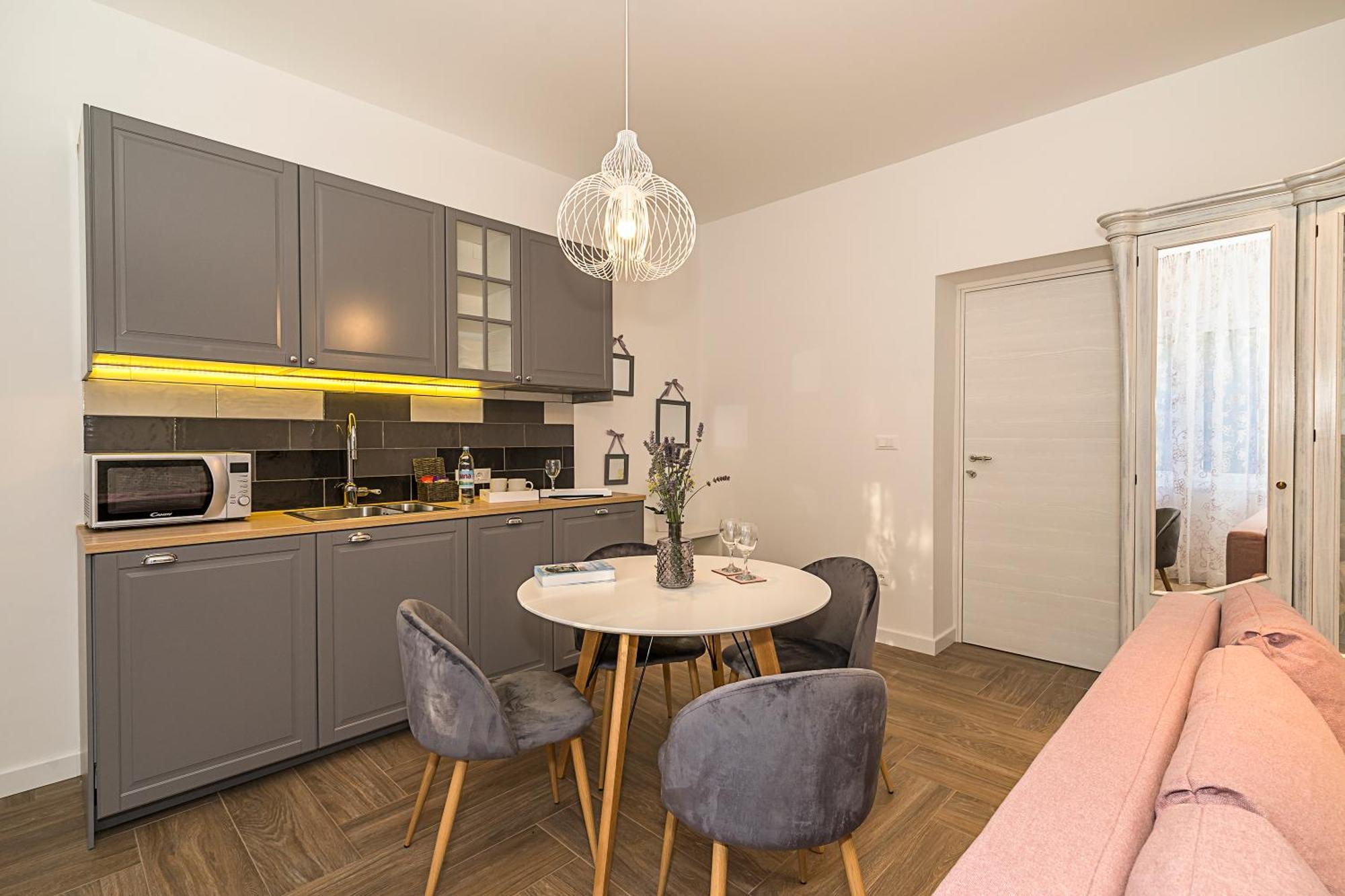 Studio Apartments Marcel Split Exteriér fotografie